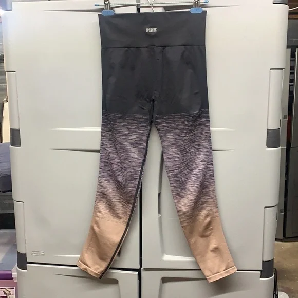 VS PINK Stretch Leggings - Picture 2 of 11